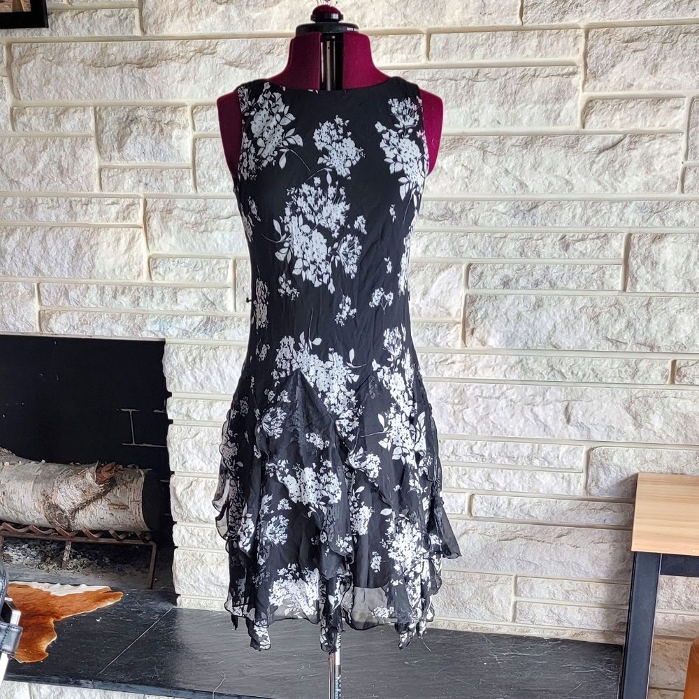 Jessica Howard Floral Dress